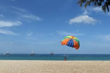 هتل Dusit Thani Laguna Phuket