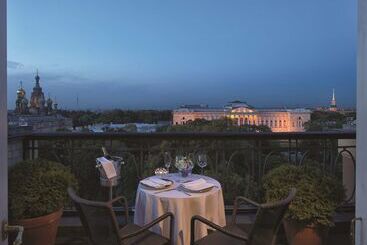 ホテル Grand  Europe, A Belmond , St Petersburg