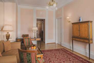 ホテル Grand  Europe, A Belmond , St Petersburg