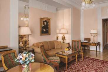 בית מלון כפרי Grand Europe, A Belmond , St Petersburg