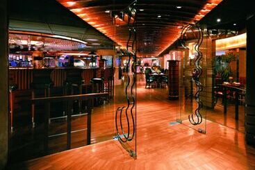 هتل Grand Hyatt Erawan Bangkok