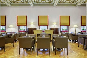 酒店 Hilton Moscow Leningradskaya