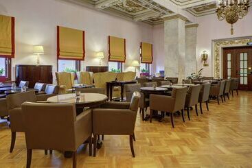 酒店 Hilton Moscow Leningradskaya
