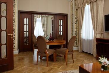 酒店 Hilton Moscow Leningradskaya