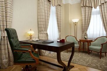 酒店 Hilton Moscow Leningradskaya