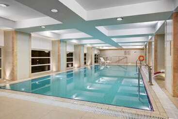 هتل Hilton Moscow Leningradskaya