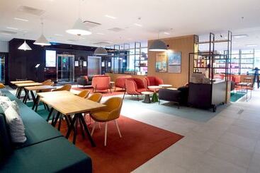 هتل Holiday Inn Helsinki   Expo, An Ihg