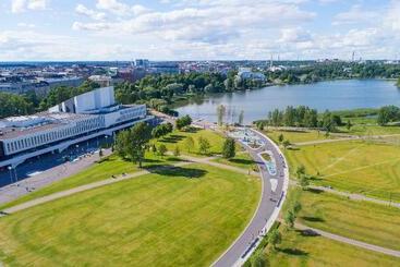 هتل Holiday Inn Helsinki   Expo, An Ihg