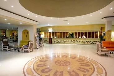 هتل Houda Golf Beach & Aquapark