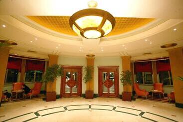 هتل Intourist Palace Batumi