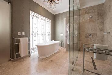 Lanzerac Hotel & Spa