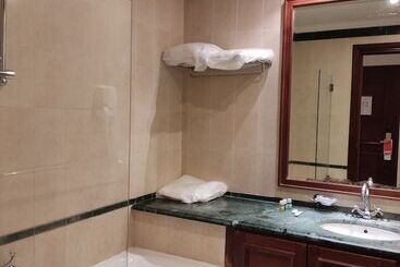 هتل Les Oliviers Palace