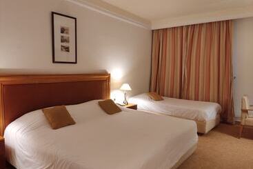 هتل Les Oliviers Palace