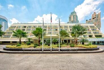 Mövenpick Hotel Bangkok Ploenchit Bdms