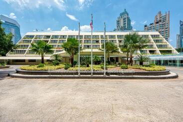 Mövenpick Hotel Bangkok Ploenchit Bdms