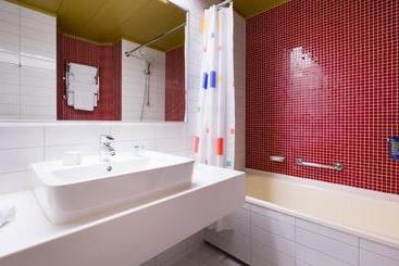 هتل Park Inn By Radisson Pulkovskaya St Petersburg