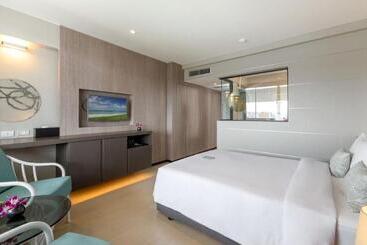Pearl Hotel Phuket