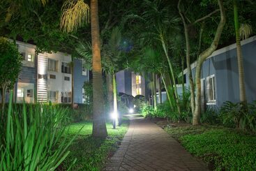 هتل Premier Splendid Inn Bayshore