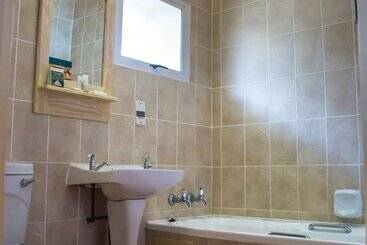 هتل Premier Splendid Inn Bayshore