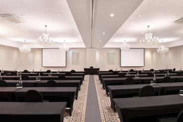 Protea Hotel By Marriott Johannesburg Balalaika Sandton