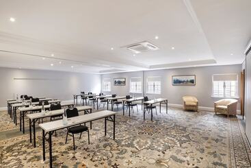 Protea Hotel By Marriott Johannesburg Balalaika Sandton