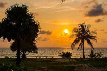 هتل Pullman Phuket Karon Beach Resort