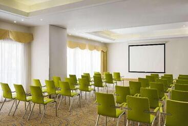 Radisson Blu Hotel, Riyadh