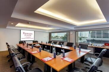 هتل Ramada Plaza By Wyndham Bangkok Menam Riverside