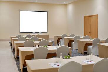 هتل Riyadh Airport Marriott