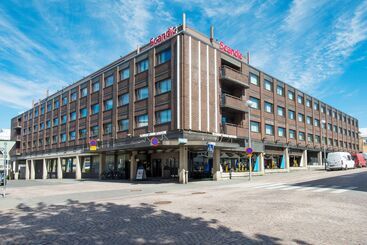 هتل Scandic Oulu Station