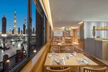 هتل The Oberoi Madina المدينة أوبروي