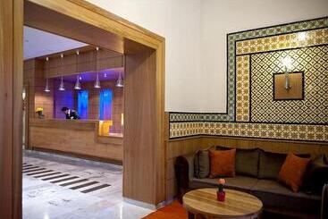 هتل The Orangers Beach Resort And Bungalows All Inclusive