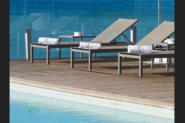 هتل The Sindbad