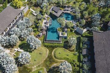 هتل The Slate Phuket