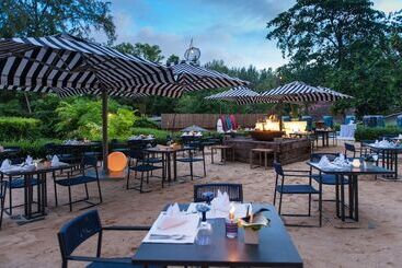 هتل The Slate Phuket