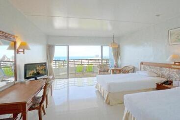 Pattaya Park Beach Resort