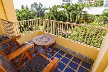 استراحتگاه Dusit Thani Pattaya