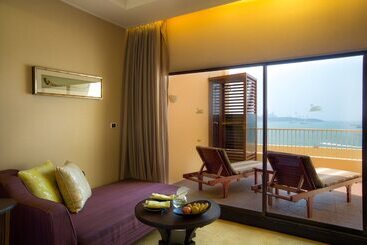 استراحتگاه Dusit Thani Pattaya