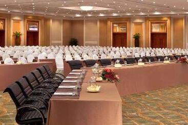 استراحتگاه Dusit Thani Pattaya