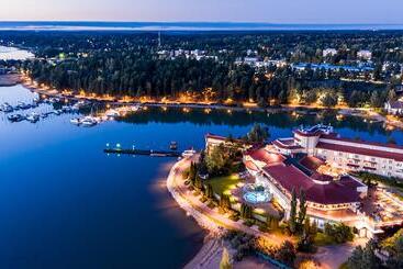 استراحتگاه Naantali Spa