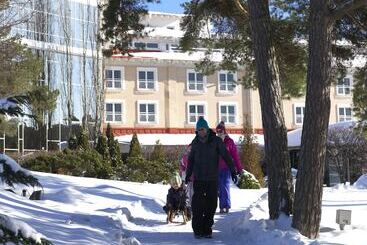 استراحتگاه Naantali Spa