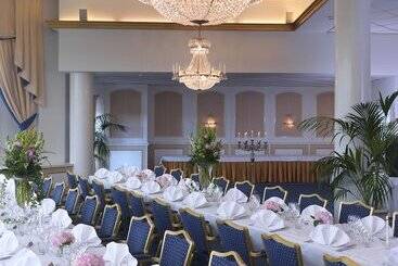 استراحتگاه Naantali Spa