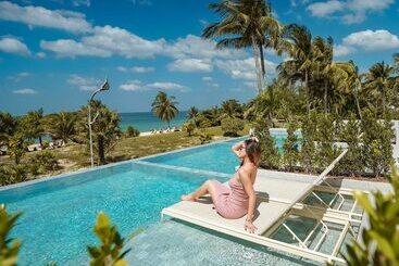 Thavorn Palm Beach Resort Phuket