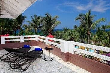 Thavorn Palm Beach Resort Phuket