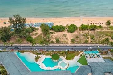 Thavorn Palm Beach Resort Phuket