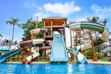 Thavorn Palm Beach Resort Phuket