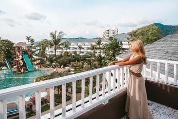 Thavorn Palm Beach Resort Phuket