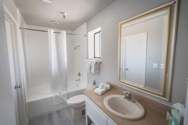 Alexis Park All Suite Resort