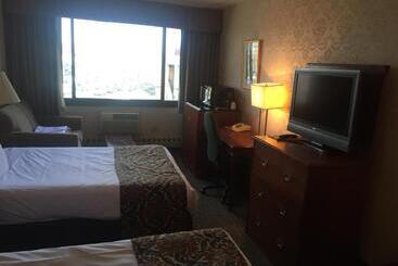 هتل Airway Inn