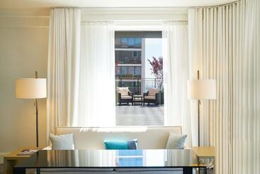 هتل Ambassador Chicago, Part Of Jdv By Hyatt